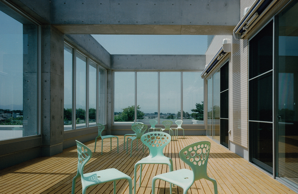 decor thermopin immeuble béton moderne